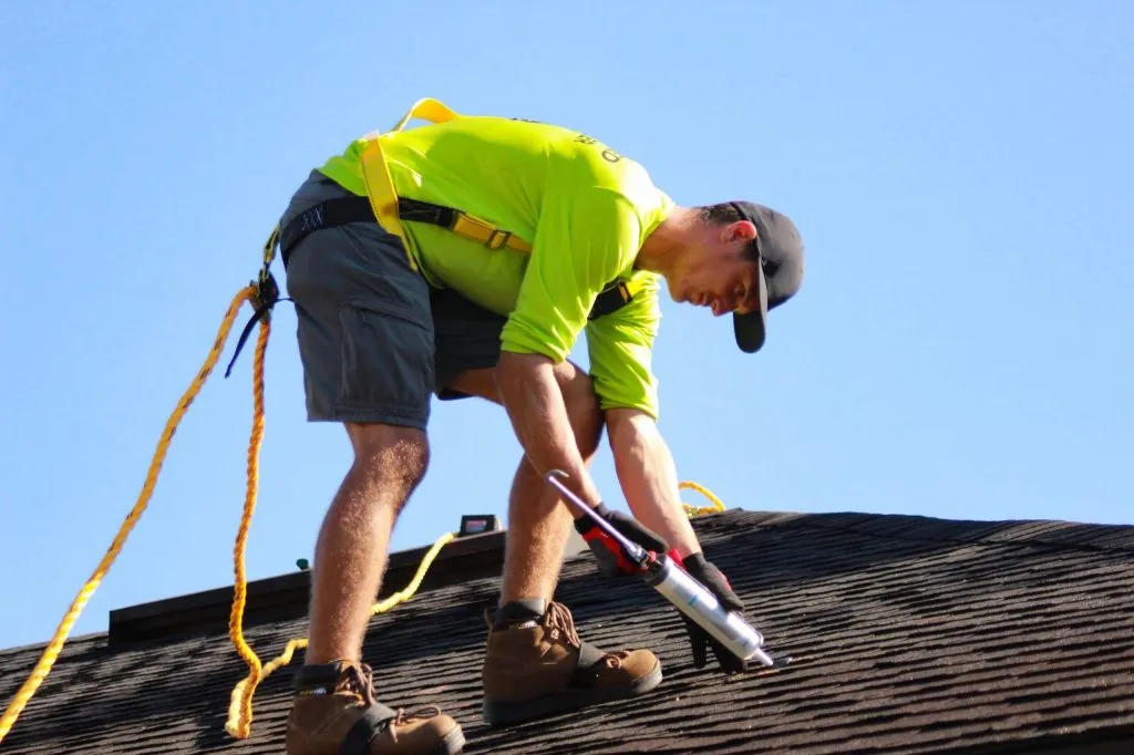 What You Should Know Before You Start a Roof Repair Project