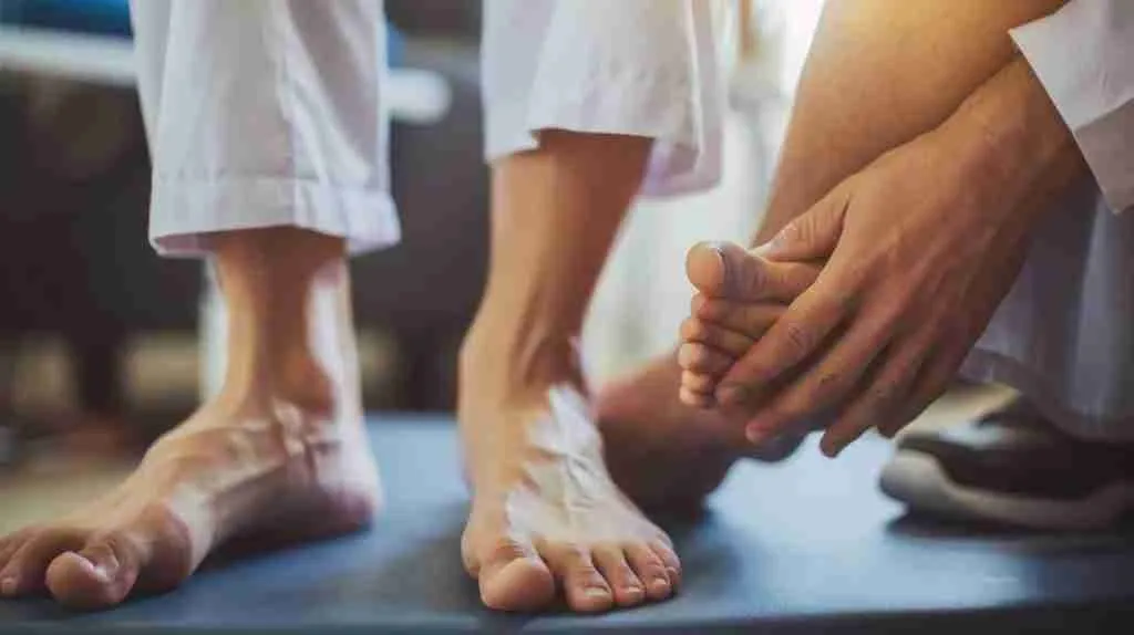 Holistic Approaches to Neuropathy Treatment